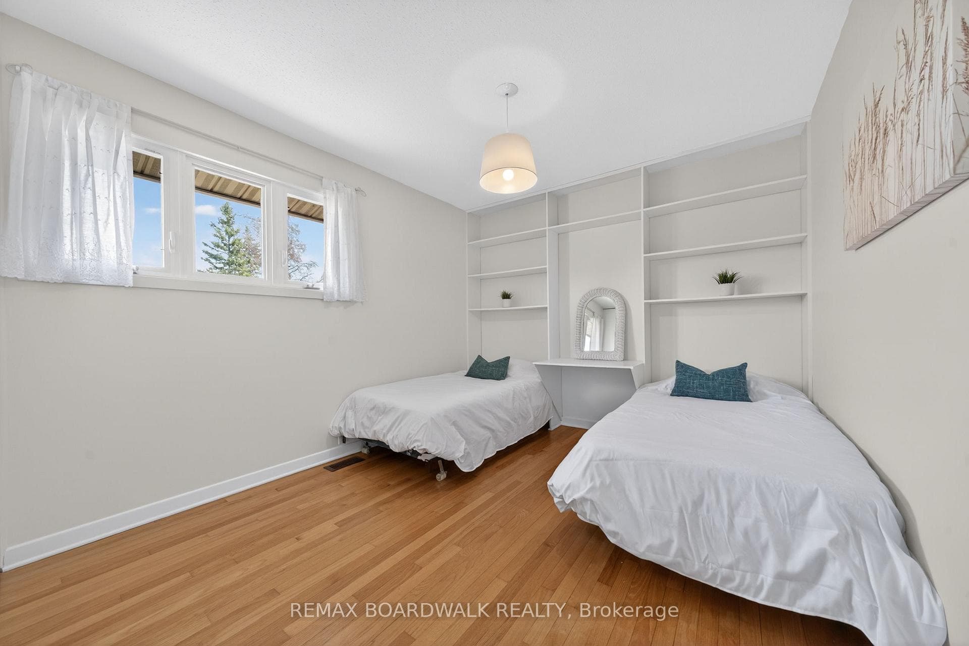 Bright Bedroom 3 w/Built Ins