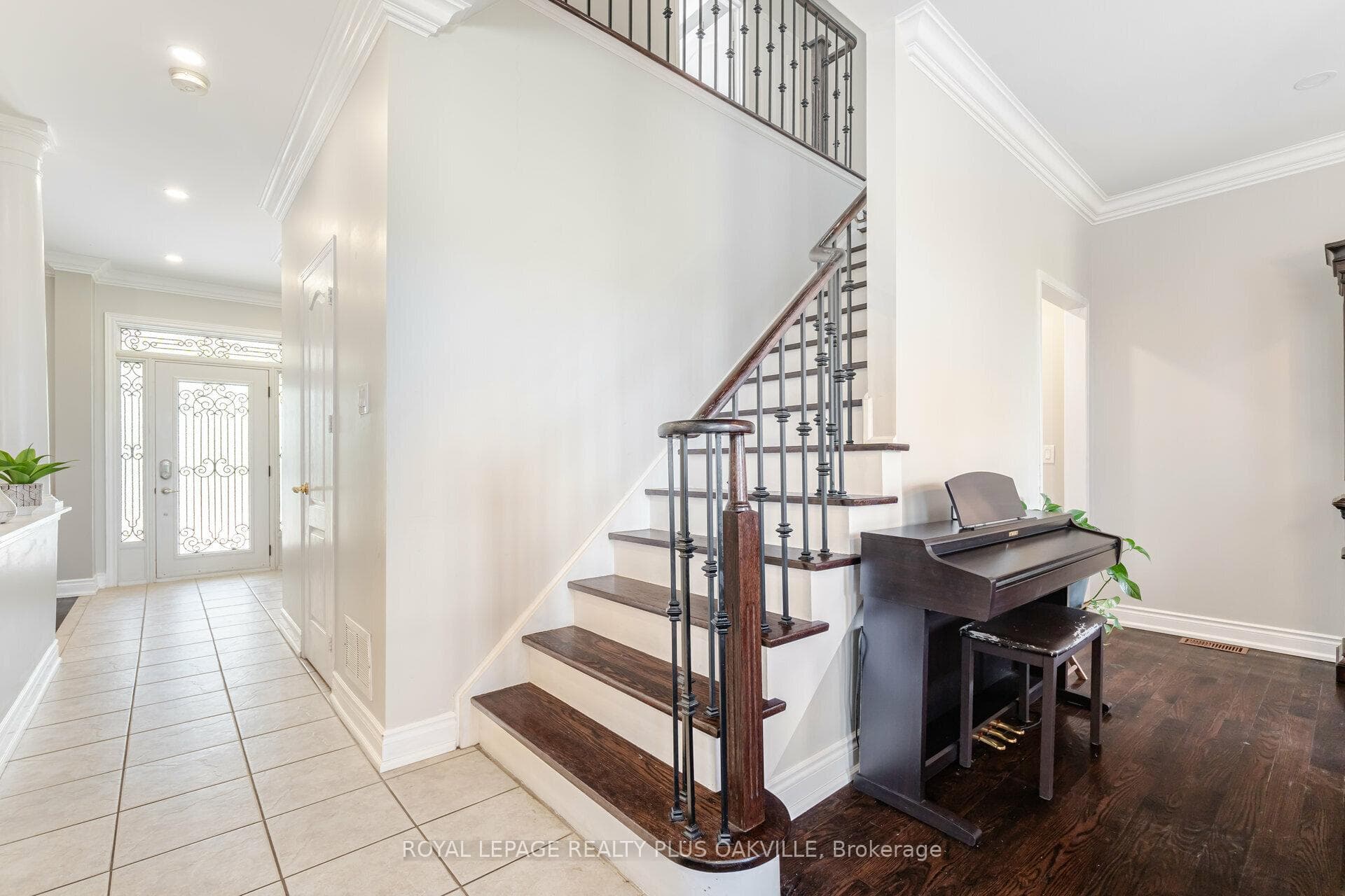 3541 Jorie Crescent photo 20
