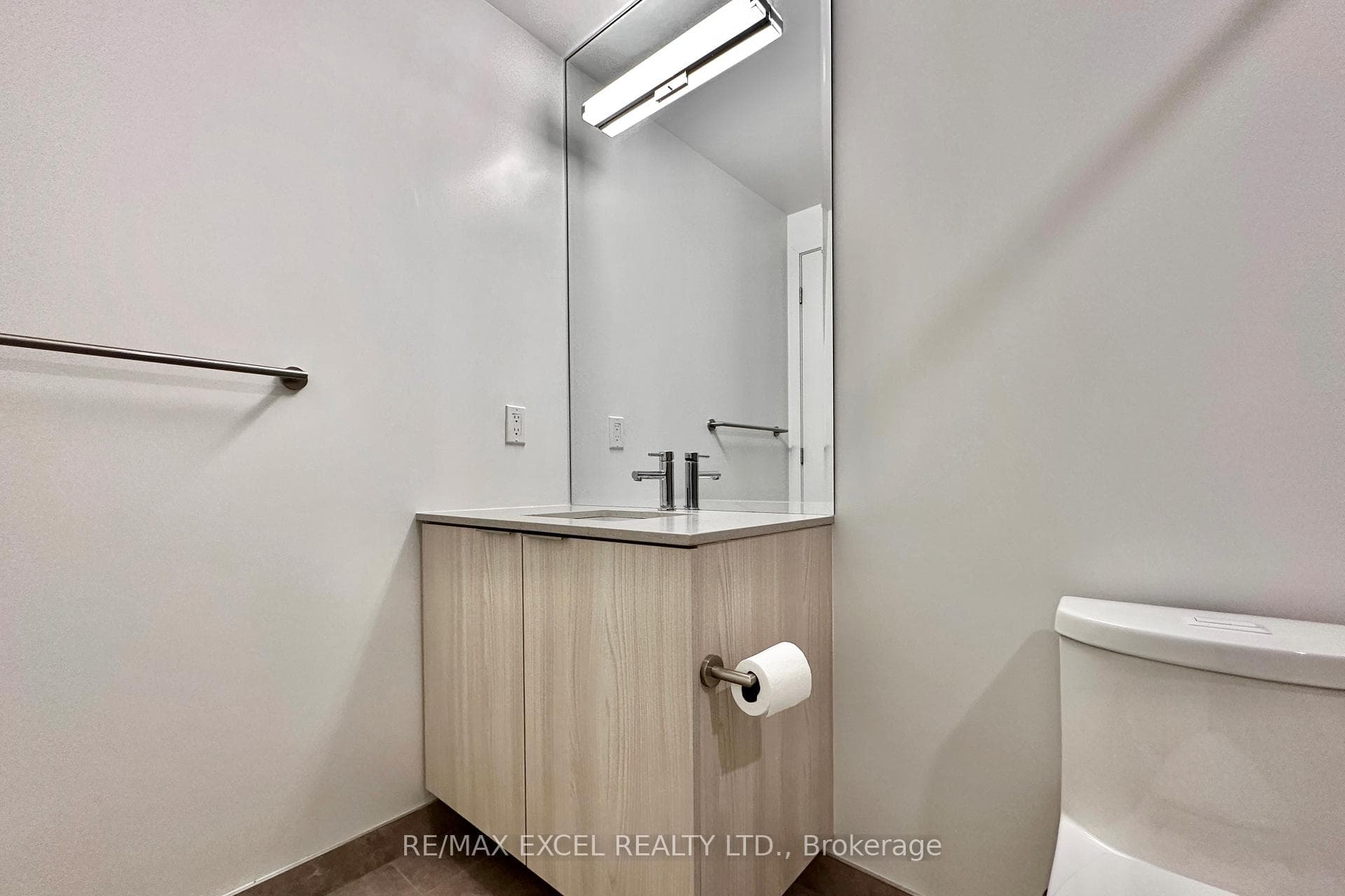 15 QUEENS Quay Unit 3101 photo 19