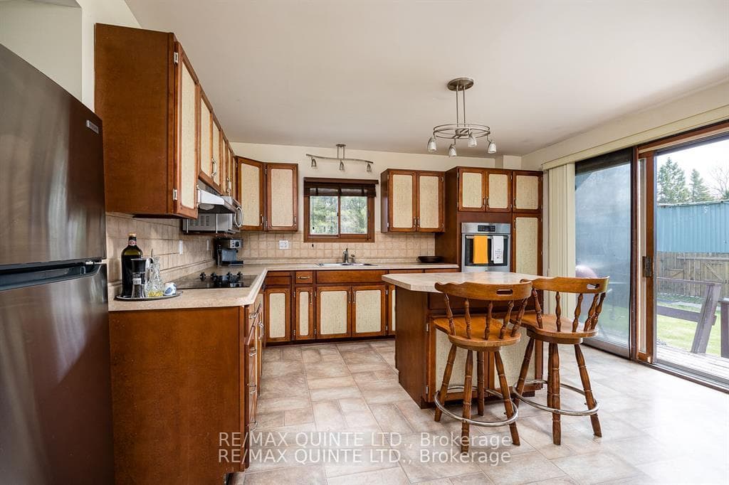 252 Maines Road photo 13