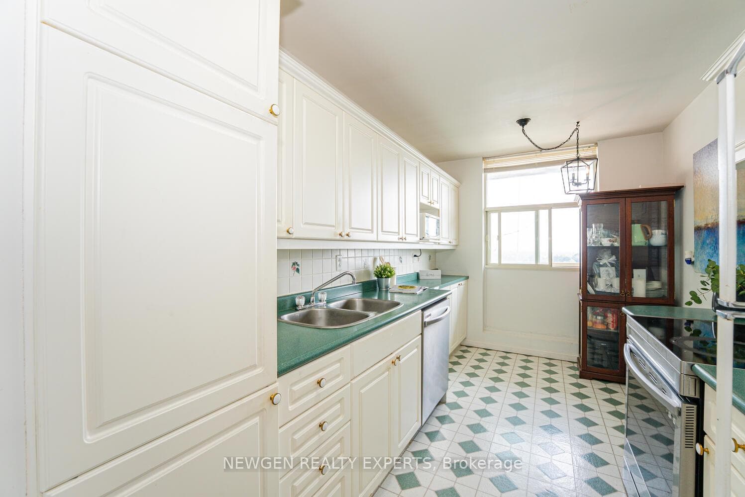 44 Falby Court Unit 1203 photo 19