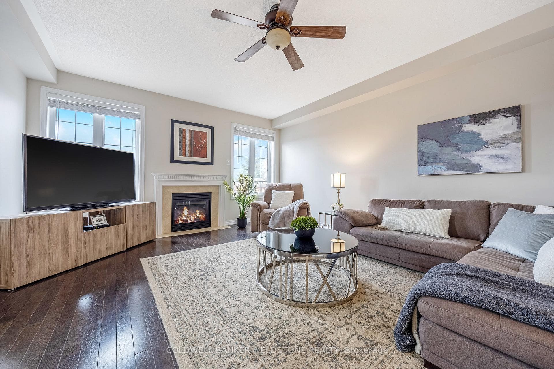 43 Jolana Crescent photo 5