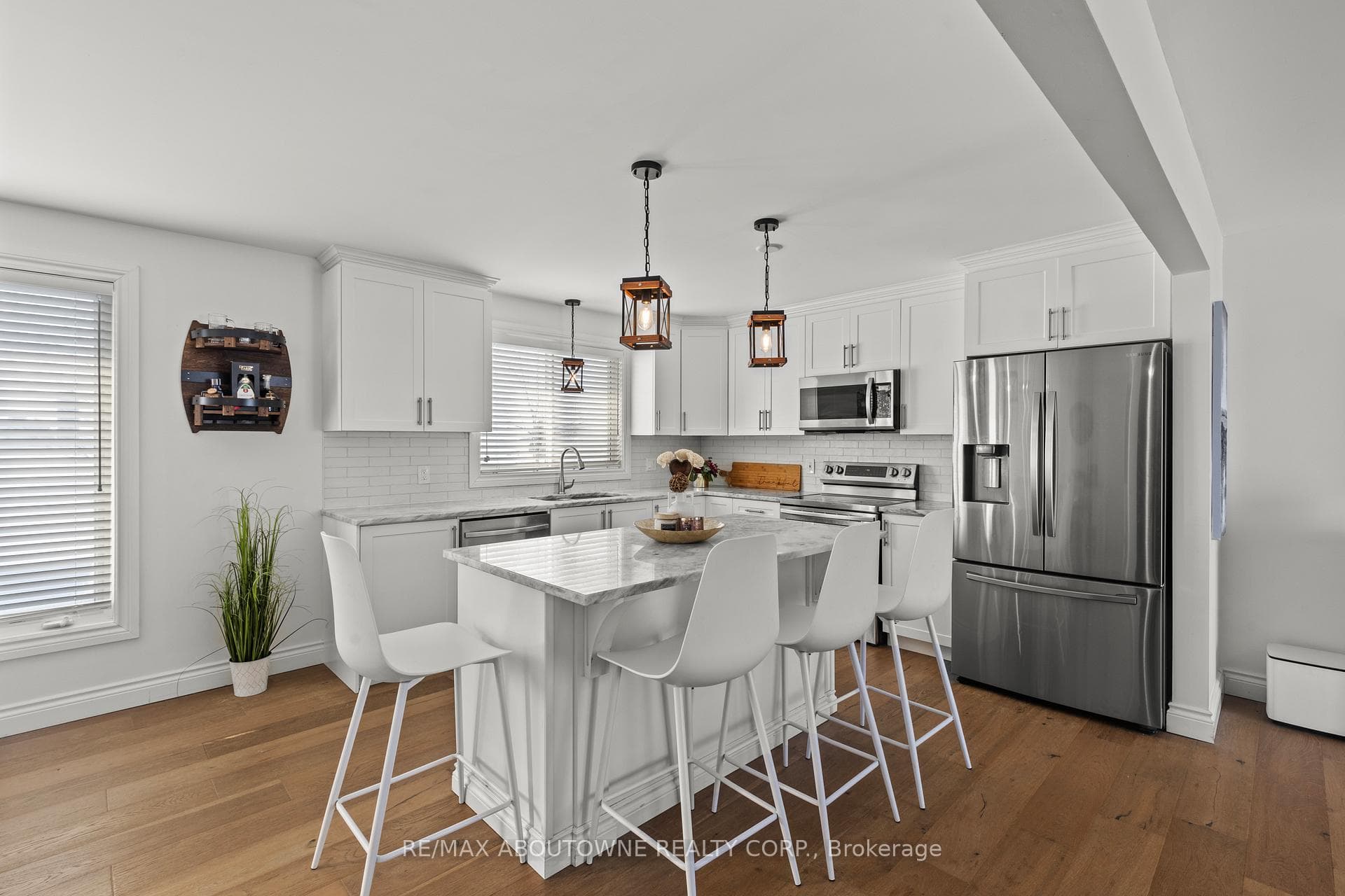 214 Binbrook Road photo 10