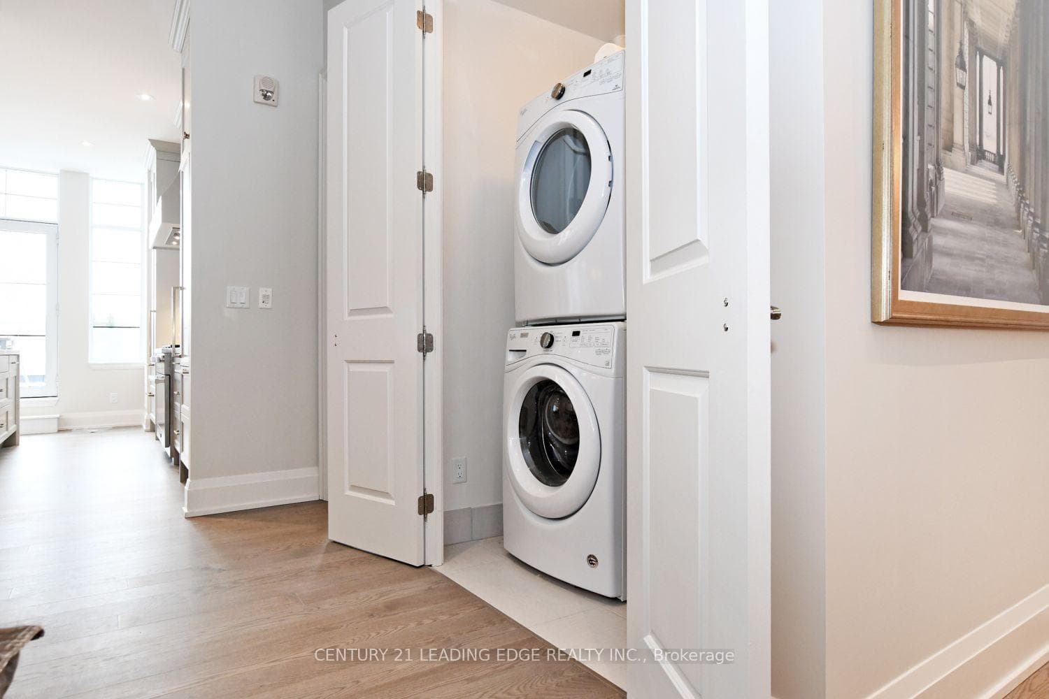 20 Fred Varley Drive Unit PH2 photo 32