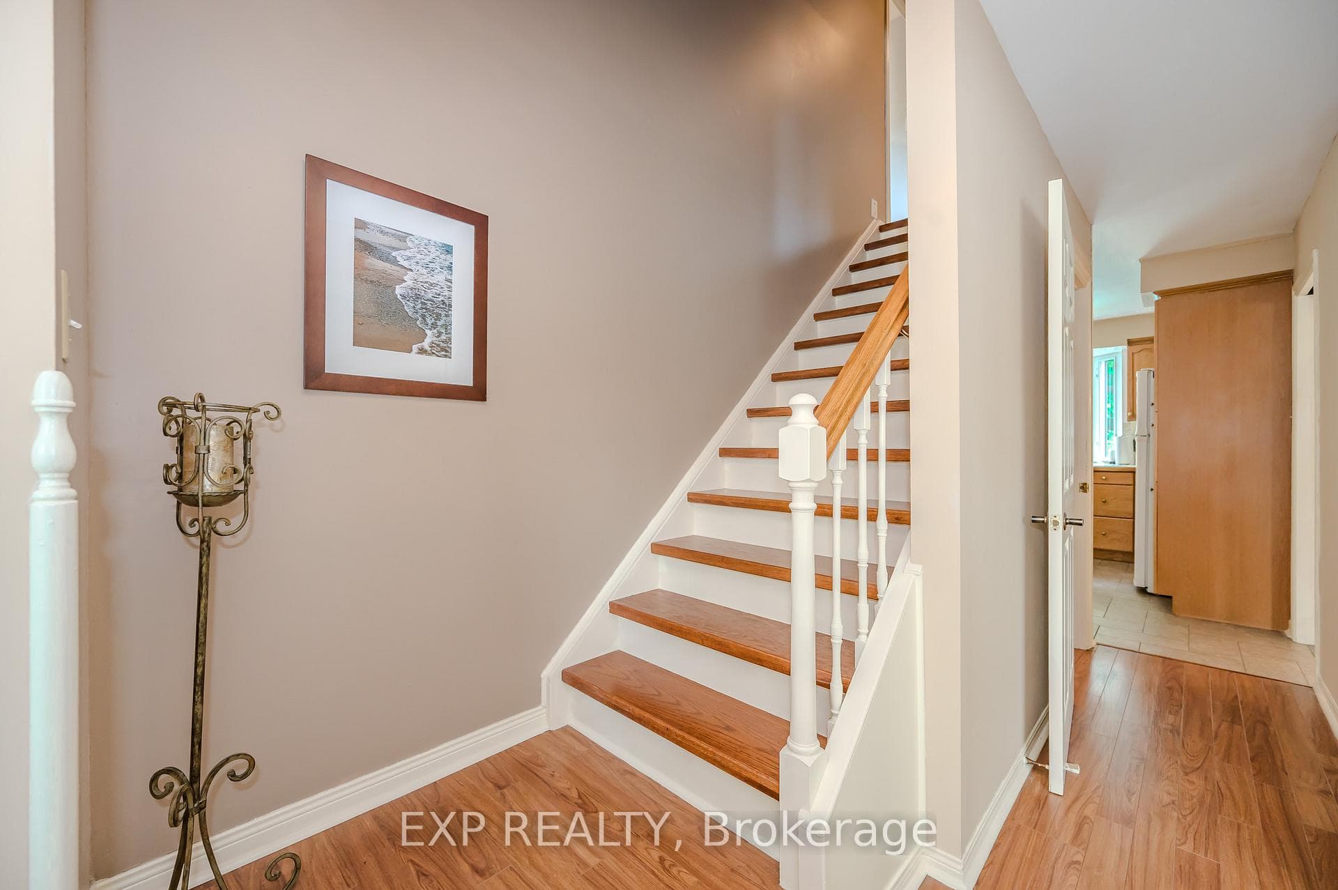 435 Cole Road photo 16