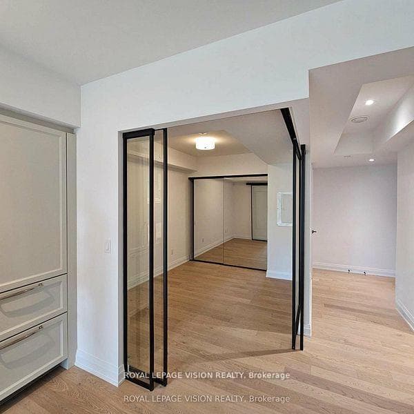505 Glencairn Avenue Unit 310 photo 20