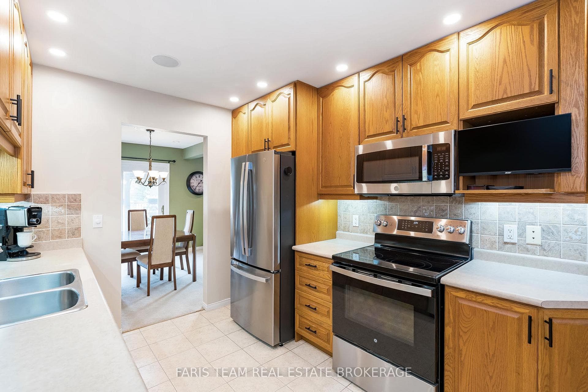 2275 Webb Street photo 5