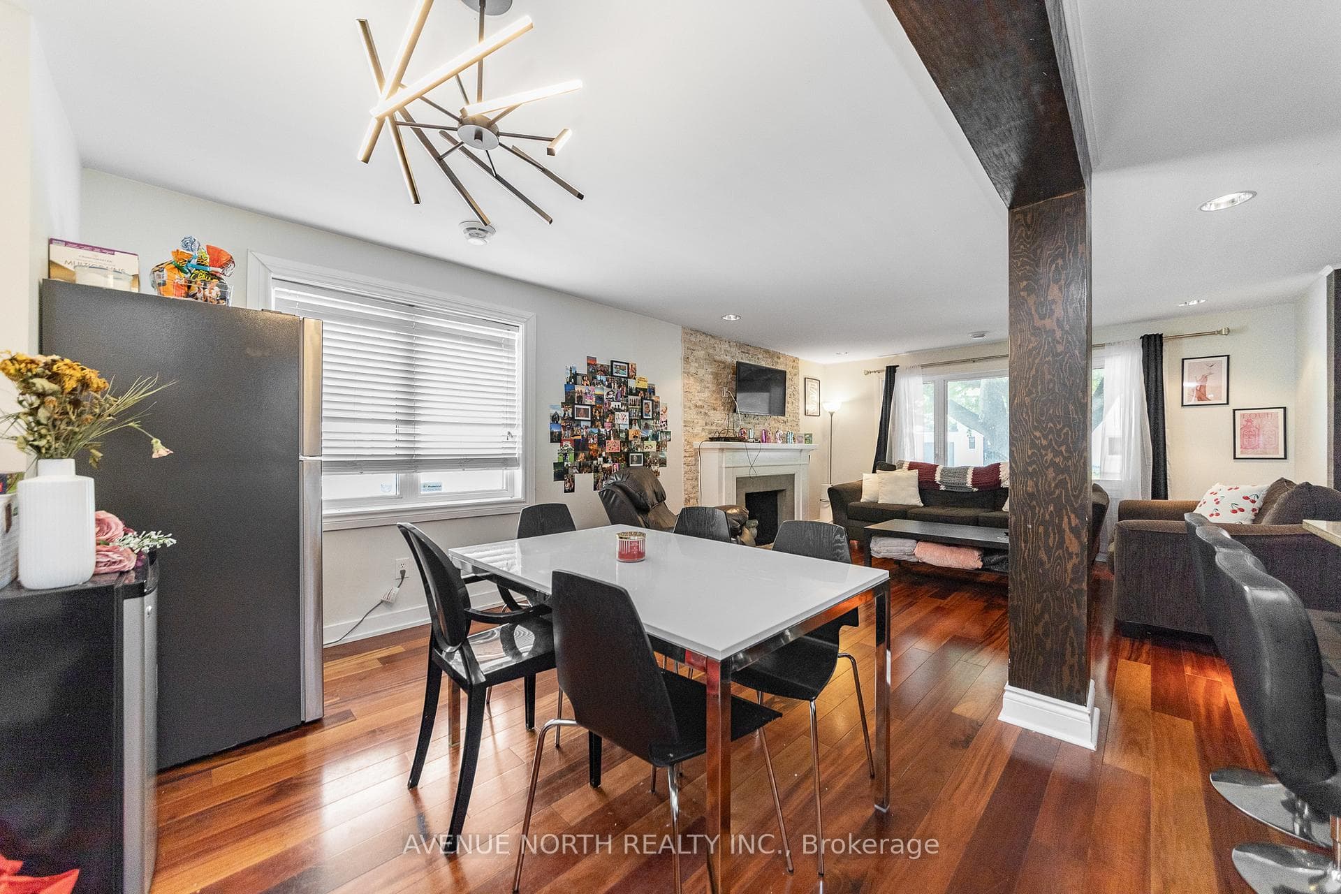 206 Blackburn Avenue photo 13