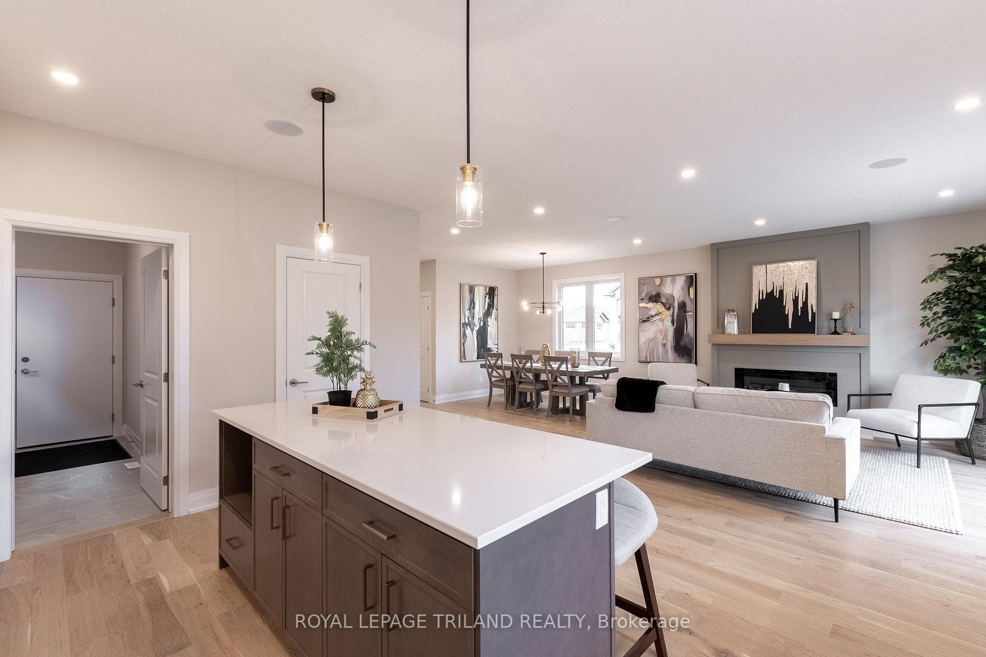 4 Allister Drive photo 14