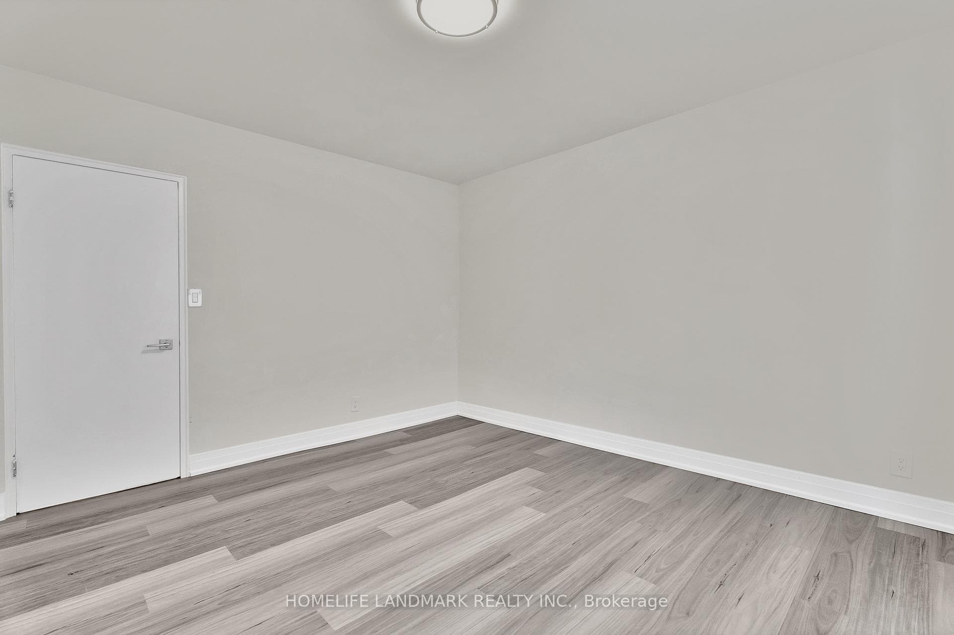 1336 Kingston Road Unit 303 photo 10