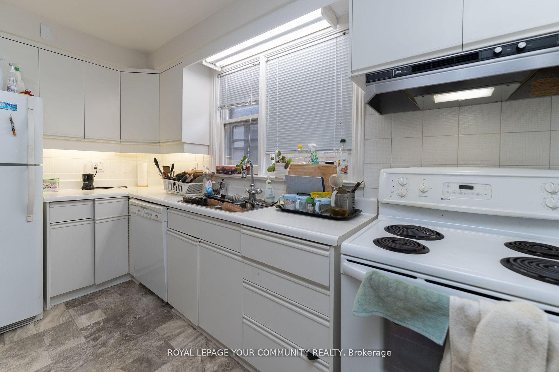 203 High Park Avenue photo 14