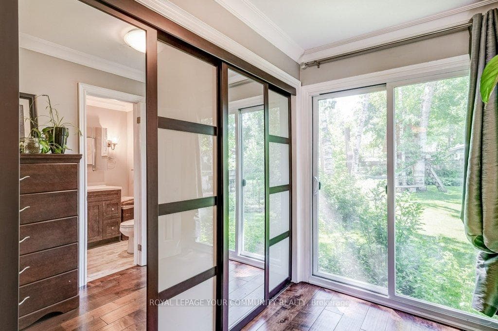 765 James Street photo 27