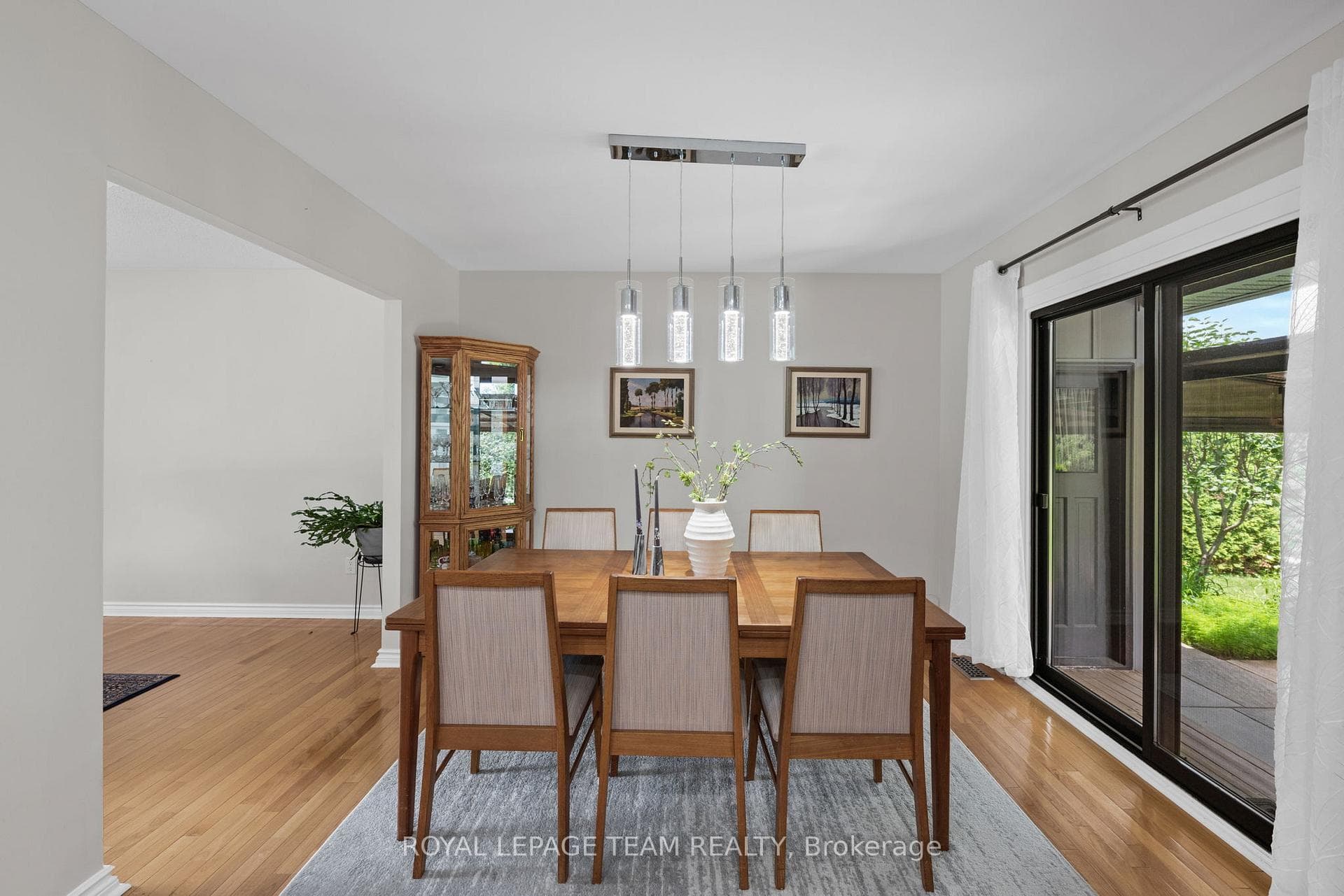 22 Barrhaven Crescent photo 12