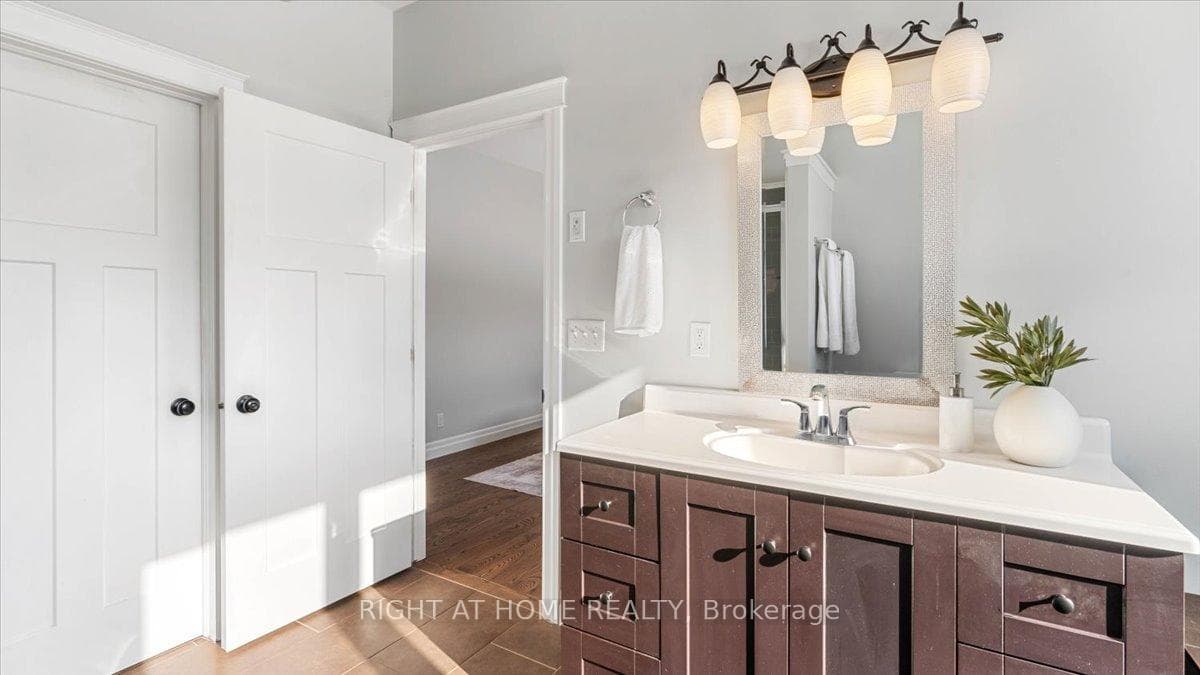 4 Piece Ensuite Vanity