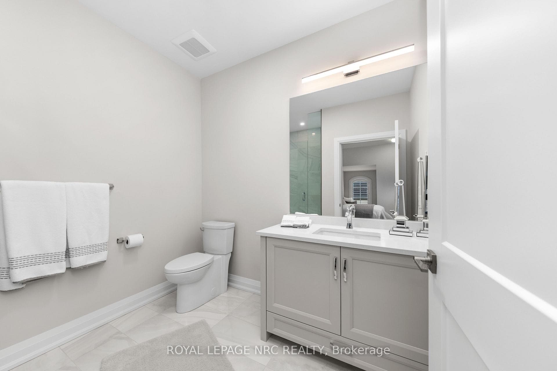 3-Pcs. Loft Ensuite