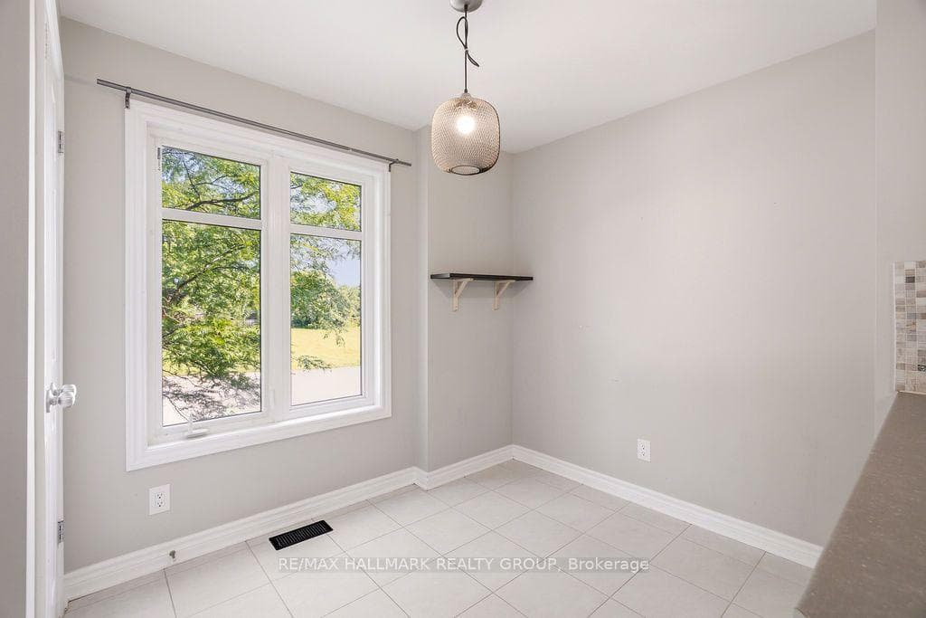 1124 Klondike Road Unit C photo 6