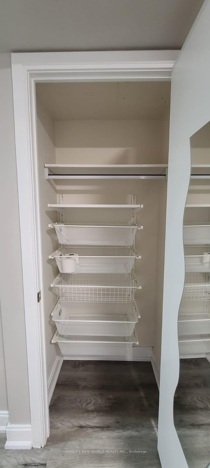 125 Village Green Square Unit 2805 photo 22