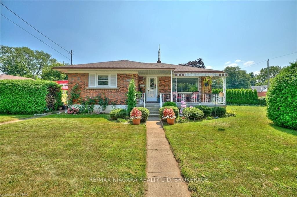 6426 MARGARET ST Street photo 1
