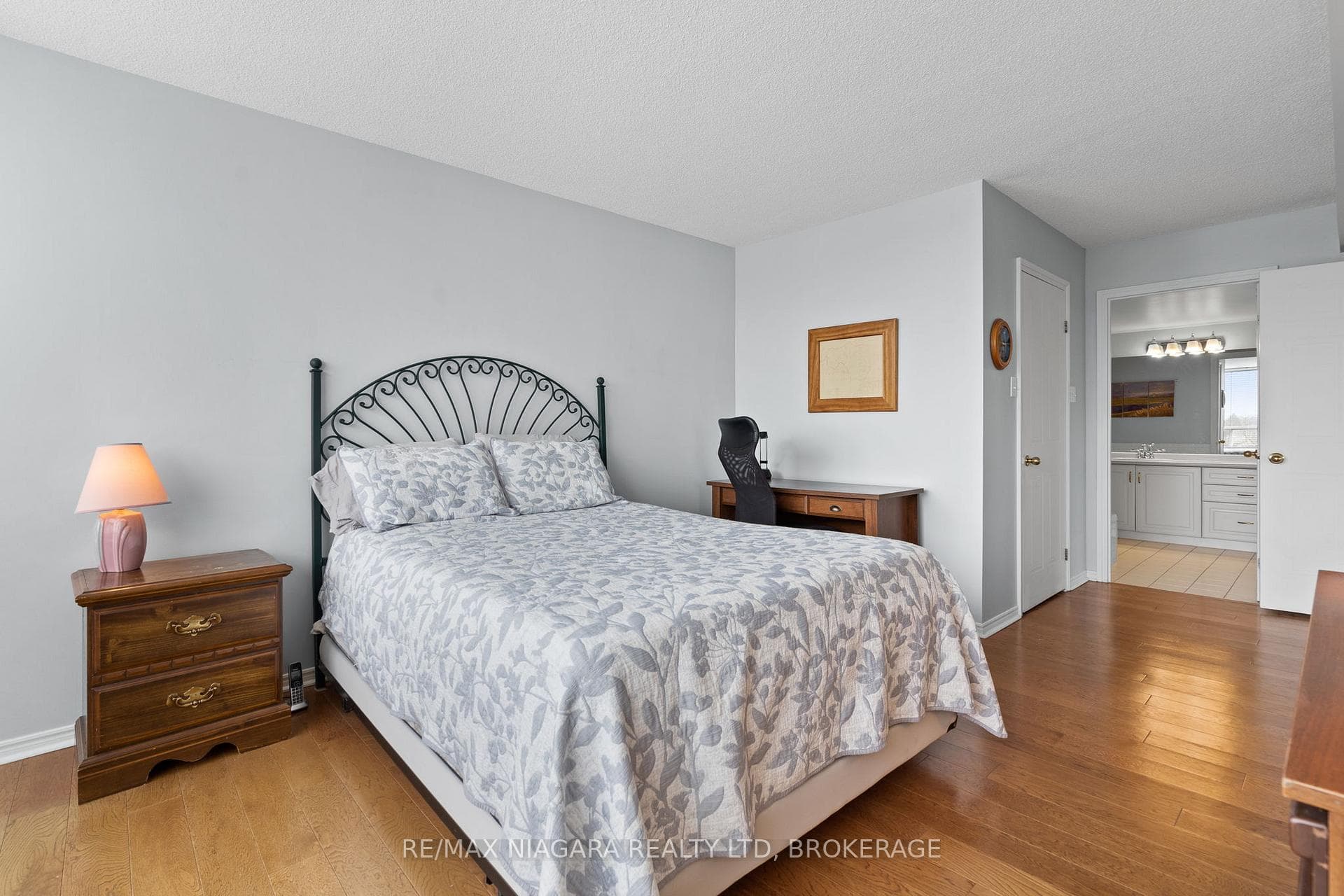 5100 Dorchester Road Unit 402 photo 14