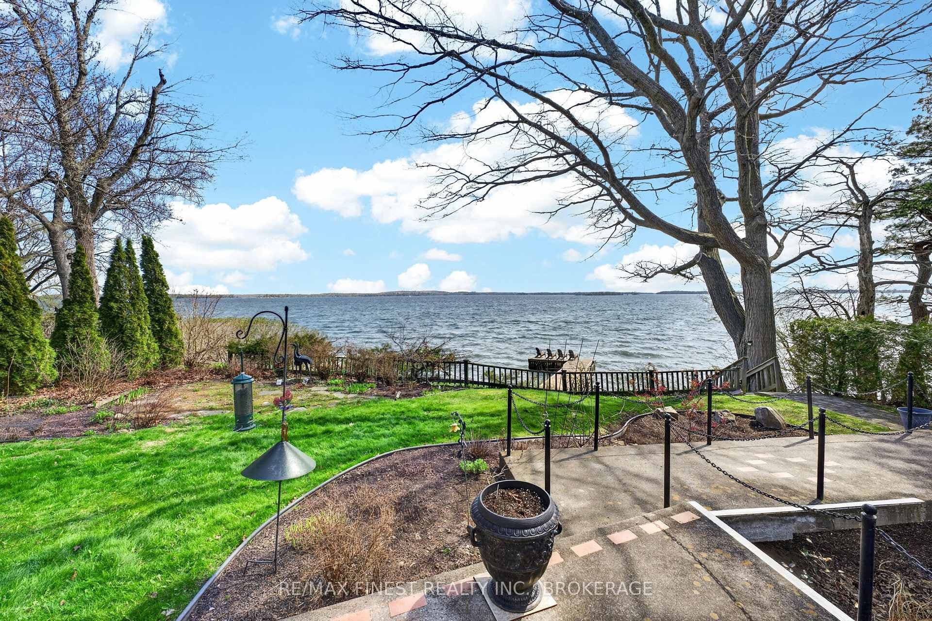 119 Thousand Island Parkway photo 46