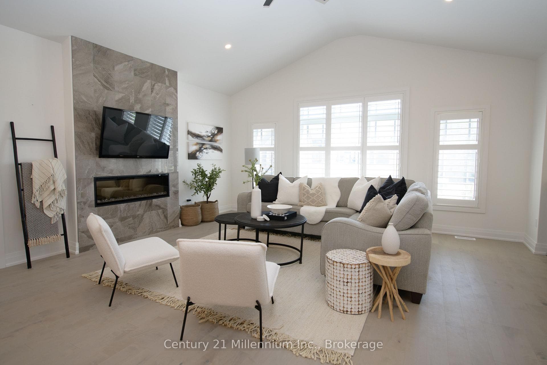 107 Plewes Drive photo 6