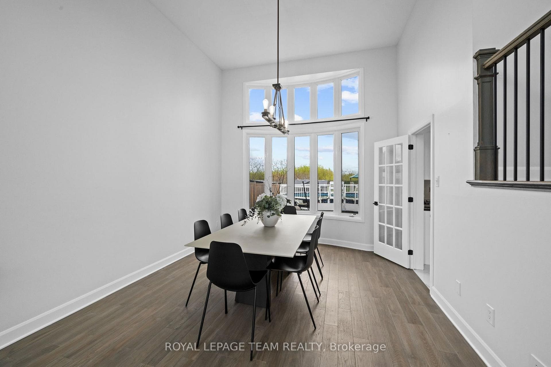 6936 Mary Anne Drive photo 9