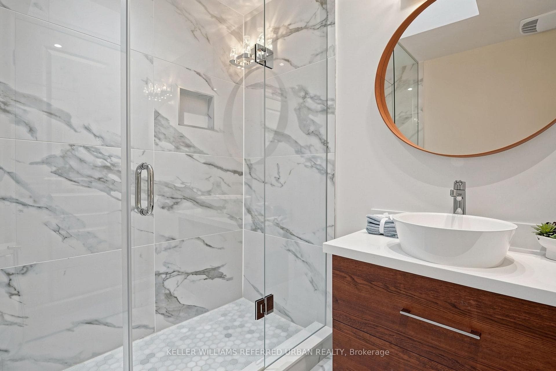 290 Empress Avenue photo 22