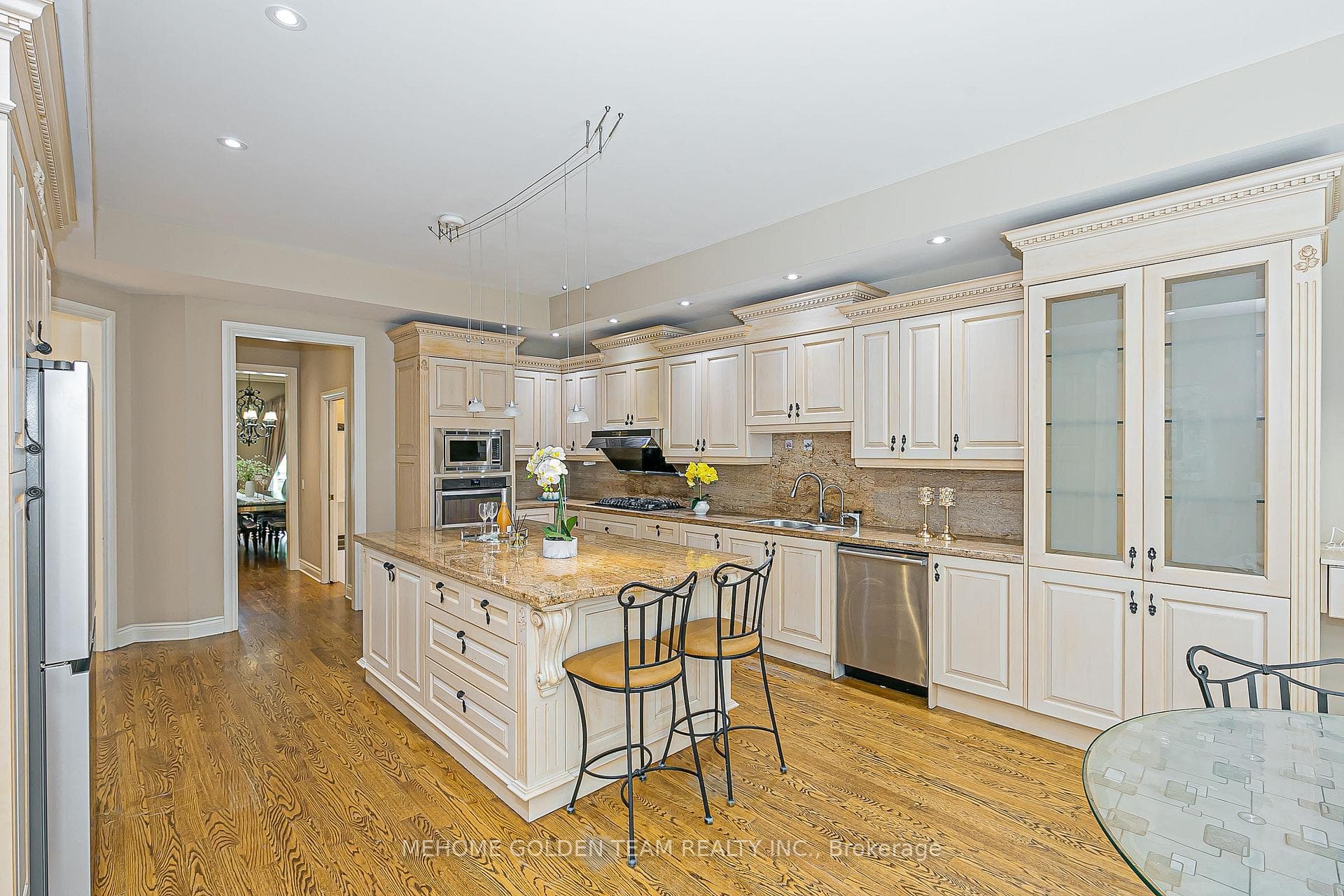 47 Cotswold Crescent photo 19