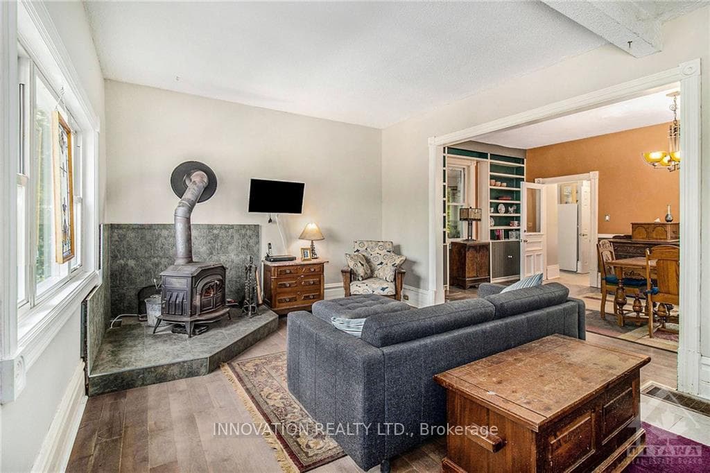901 RIVER Road photo 5