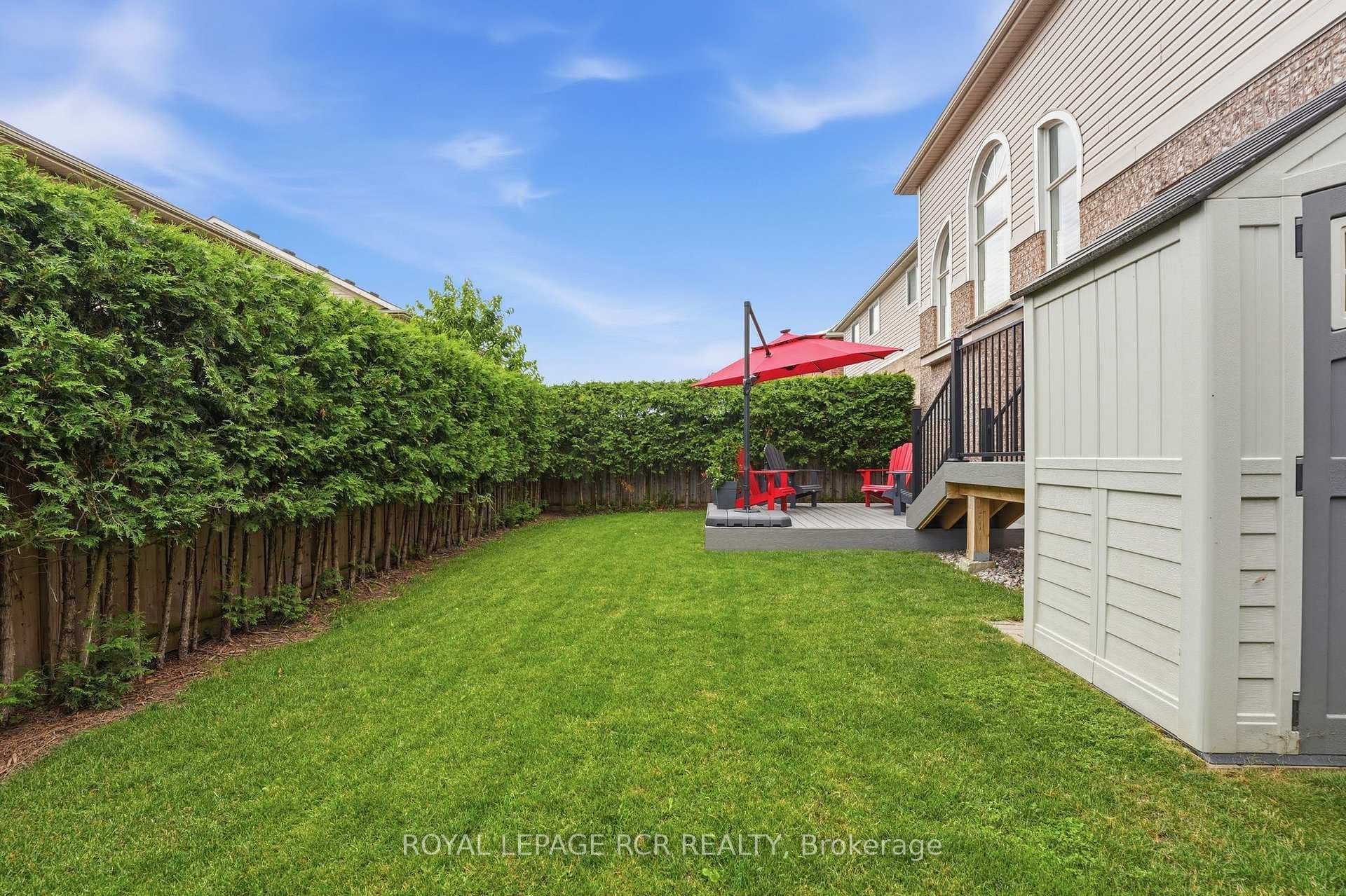 179 Laurendale Avenue photo 33