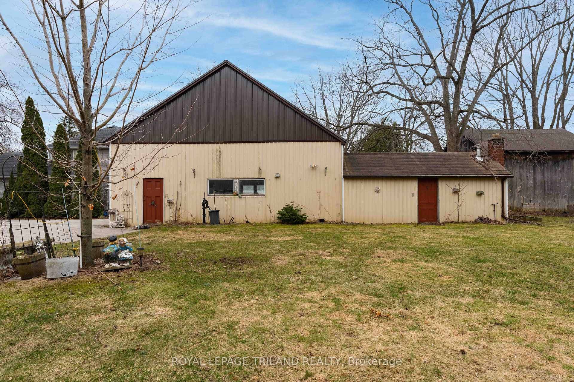 308 John Street photo 47