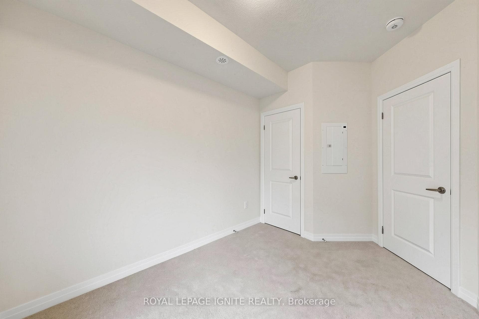 155 Tapscott Road Unit 22 photo 24