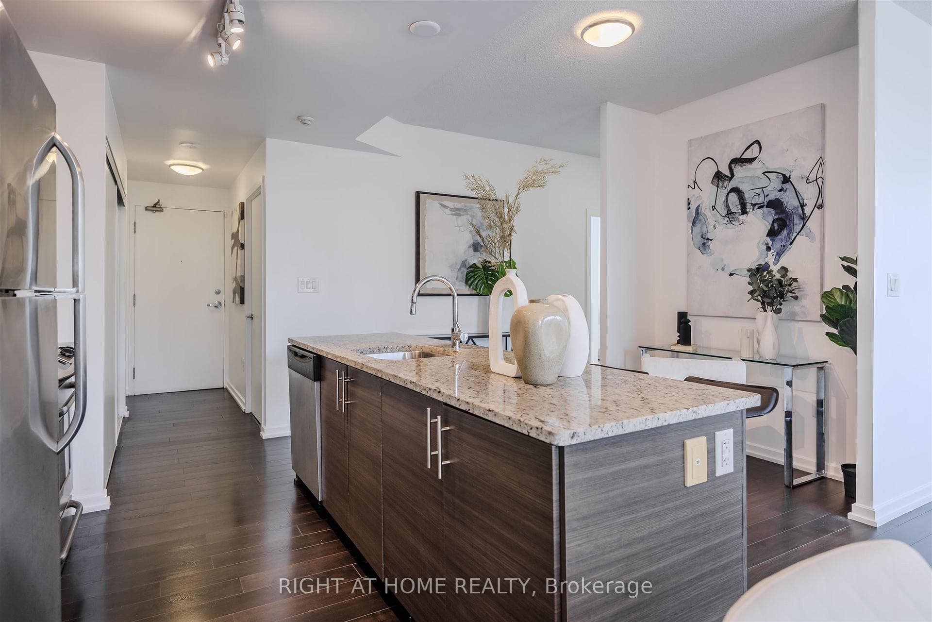 70 Forest Manor Road Unit 206 photo 11