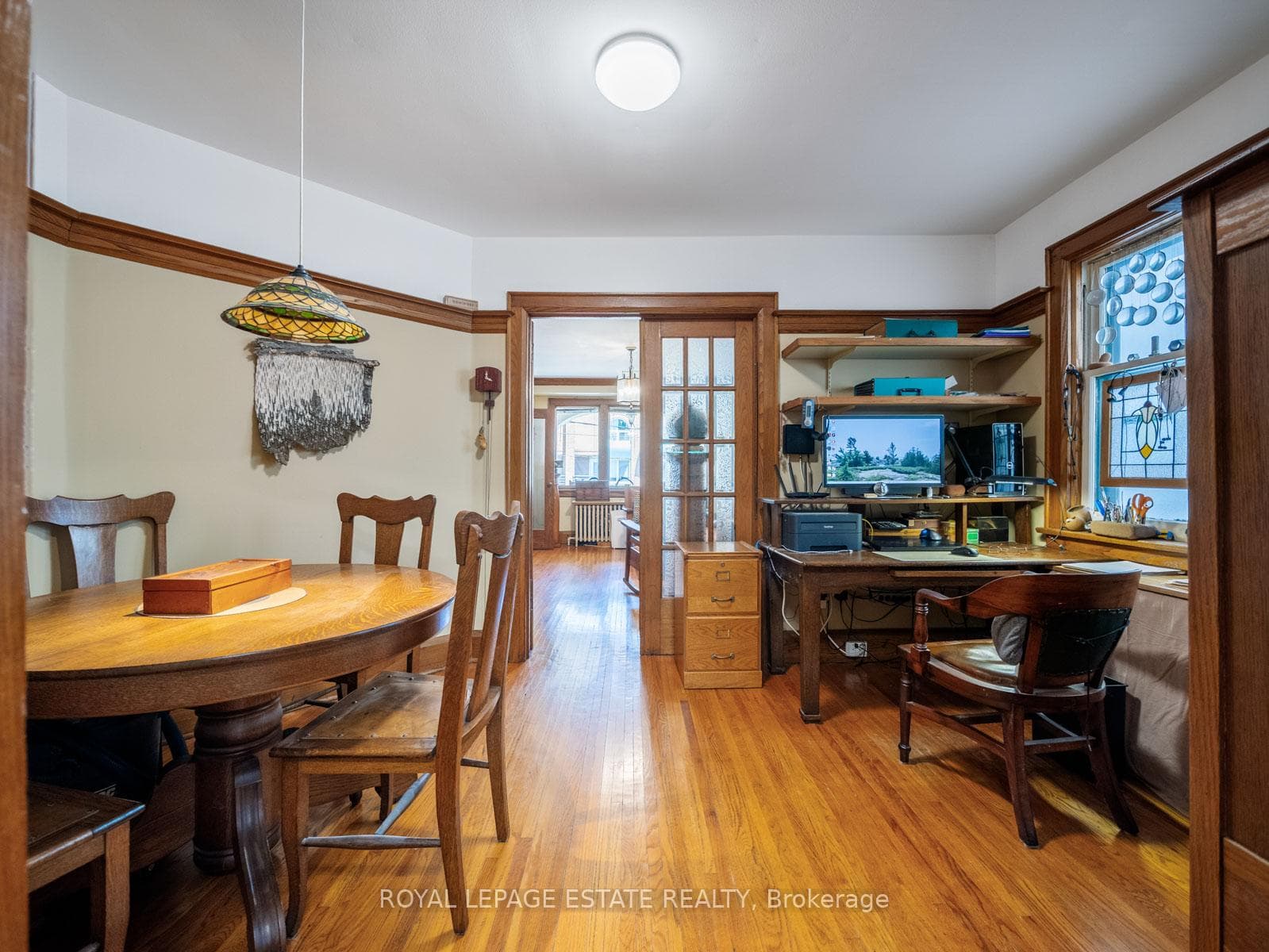 2275 Queen Street photo 24