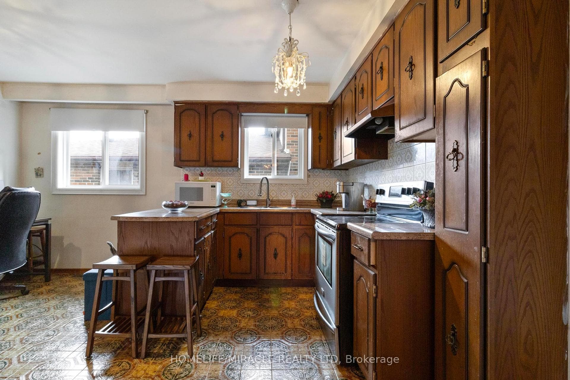 60 Prouse Drive photo 11