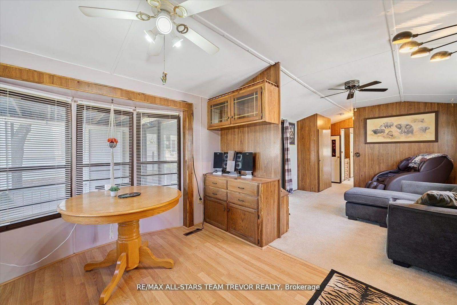 285 Crydermans Side Road Unit #336 photo 19