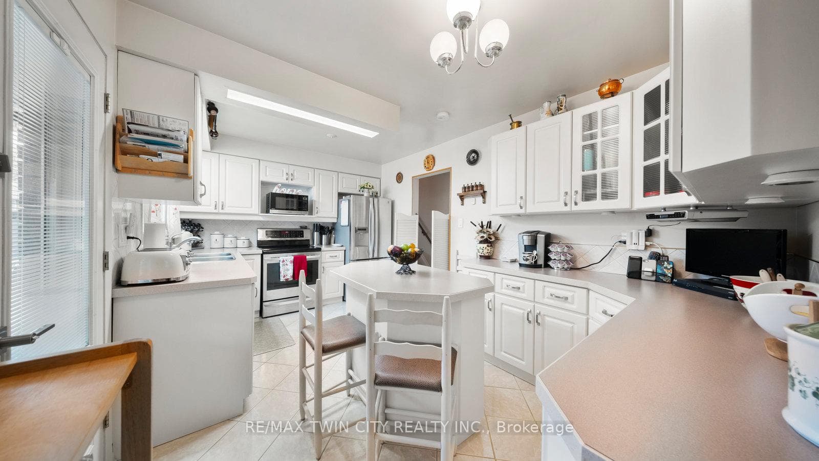 42 Palm Crescent photo 16