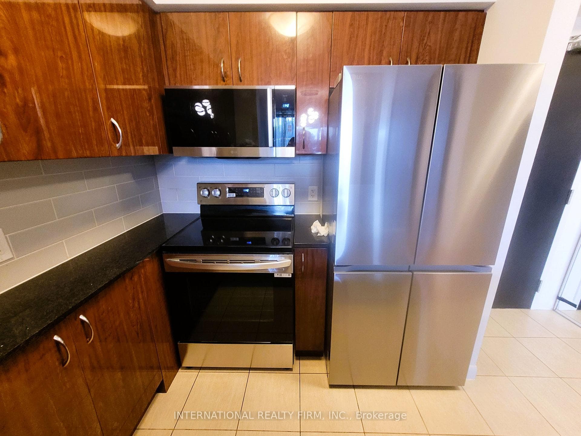 5793 Yonge Street Unit 209 photo 6