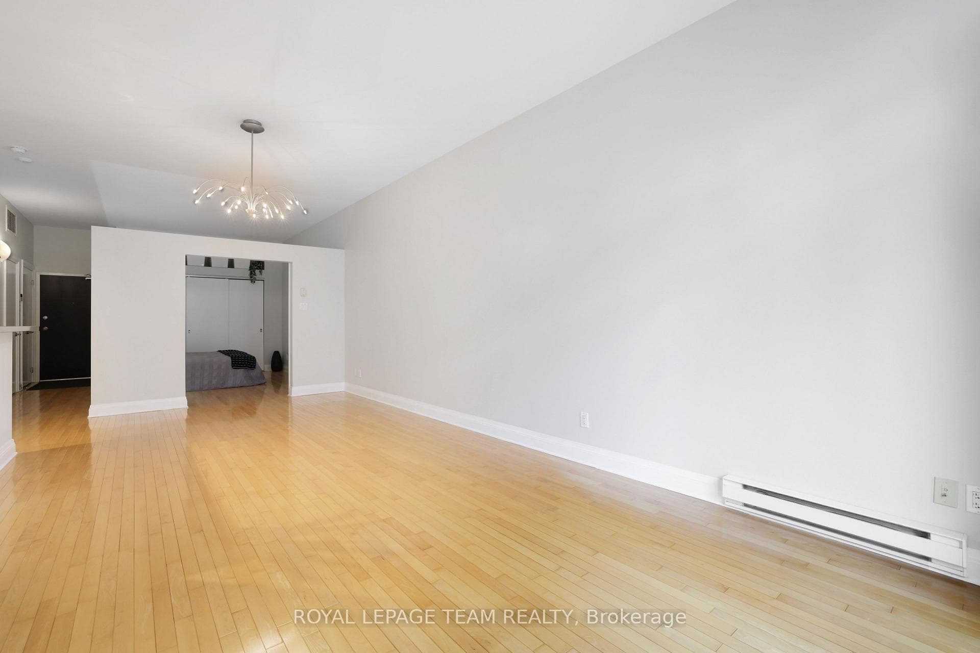 300 Powell Avenue Unit 203 photo 11