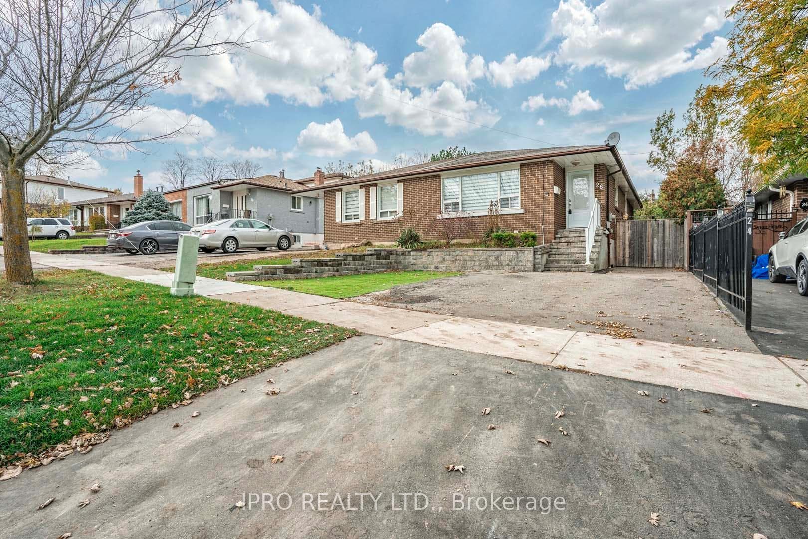26 Joycelyn Drive photo 3
