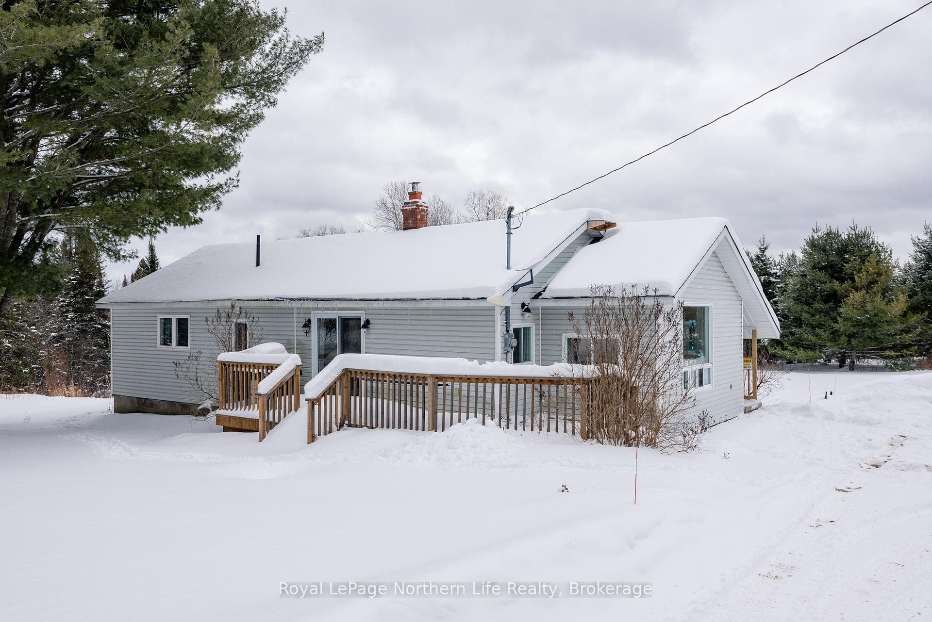 822 Homestead Road photo 1