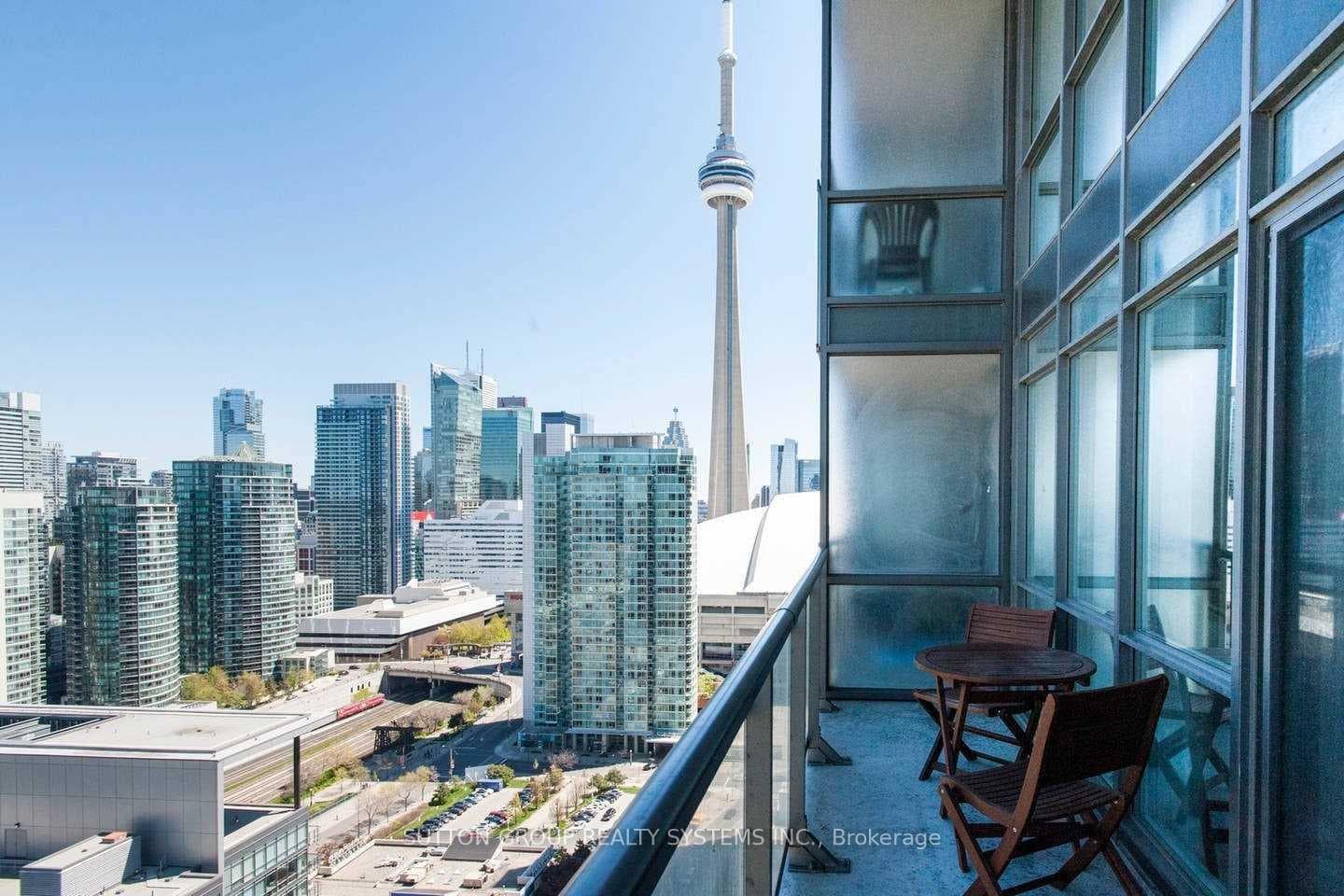 15 Fort York Boulevard Unit 3505 photo 1