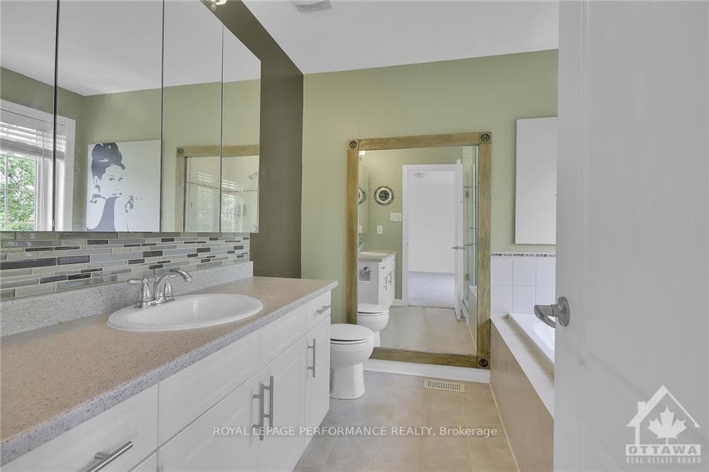 2222 SUNSET COVE Circle photo 22