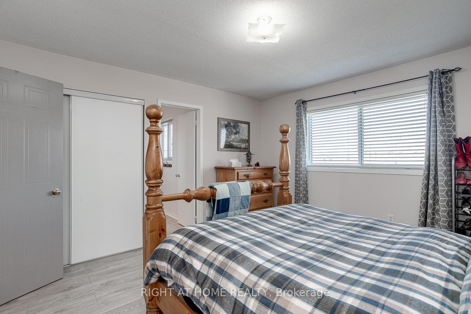 35 winchurch Drive photo 20