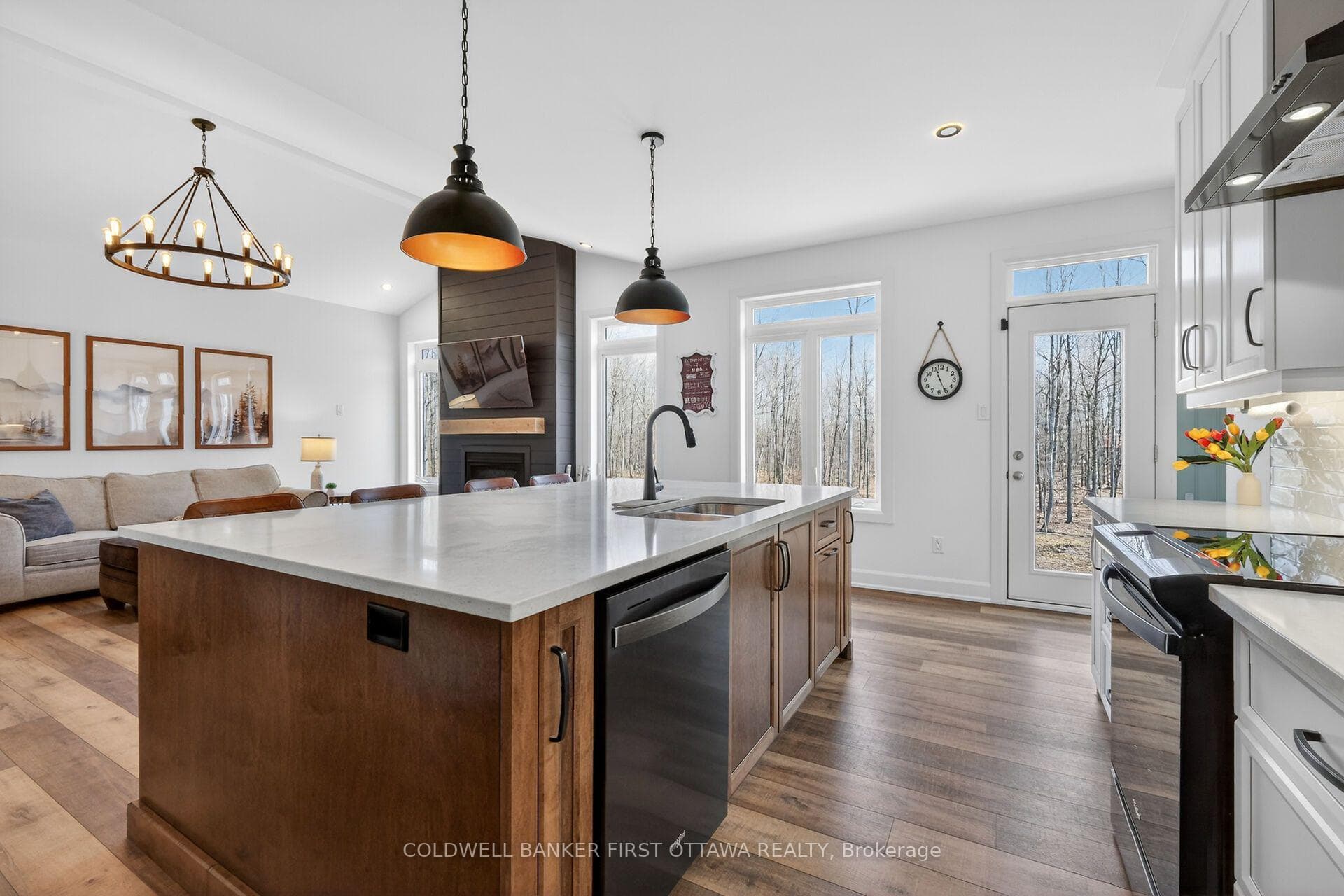 134 James Andrew Way photo 13