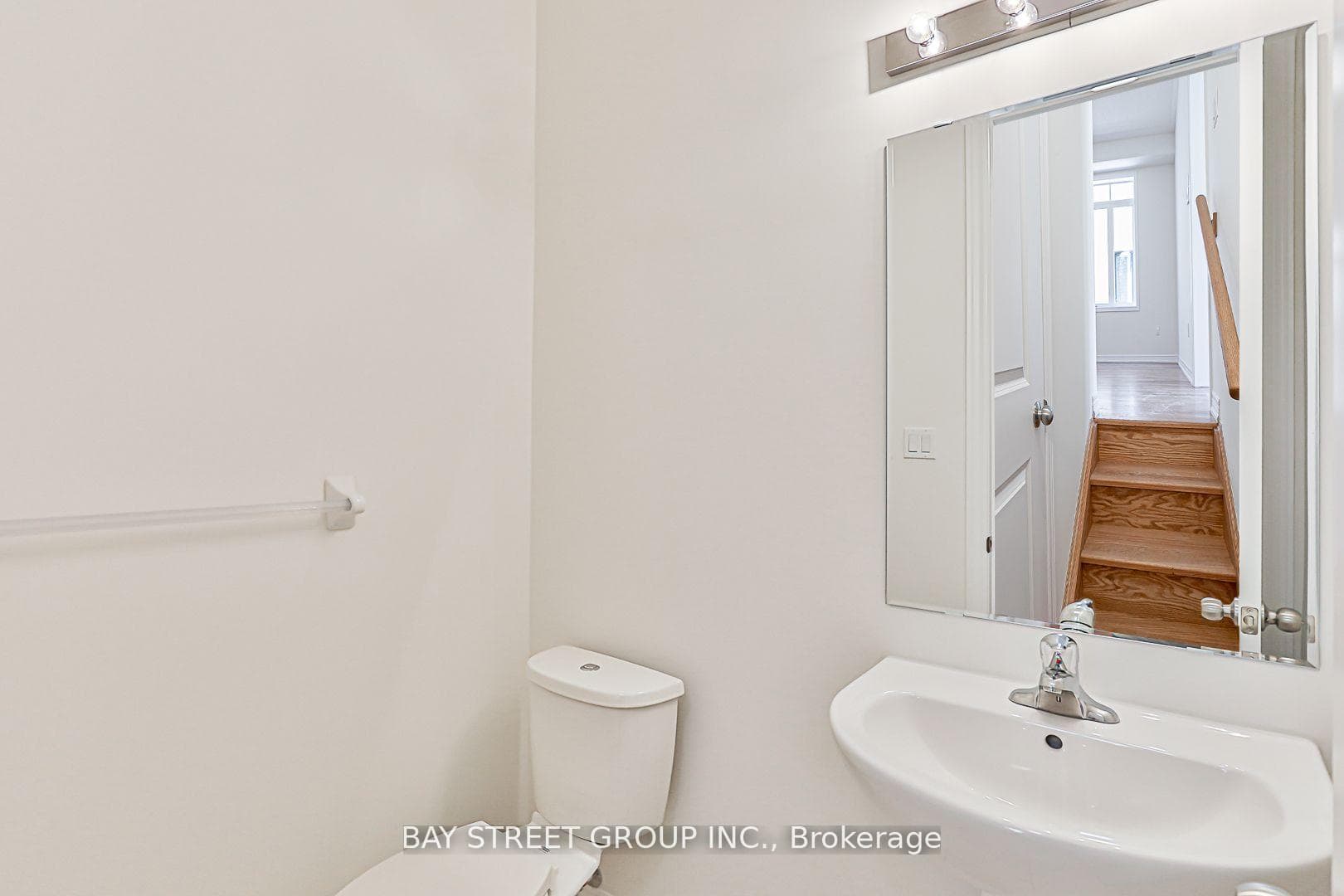 168 Wesmina Avenue photo 22