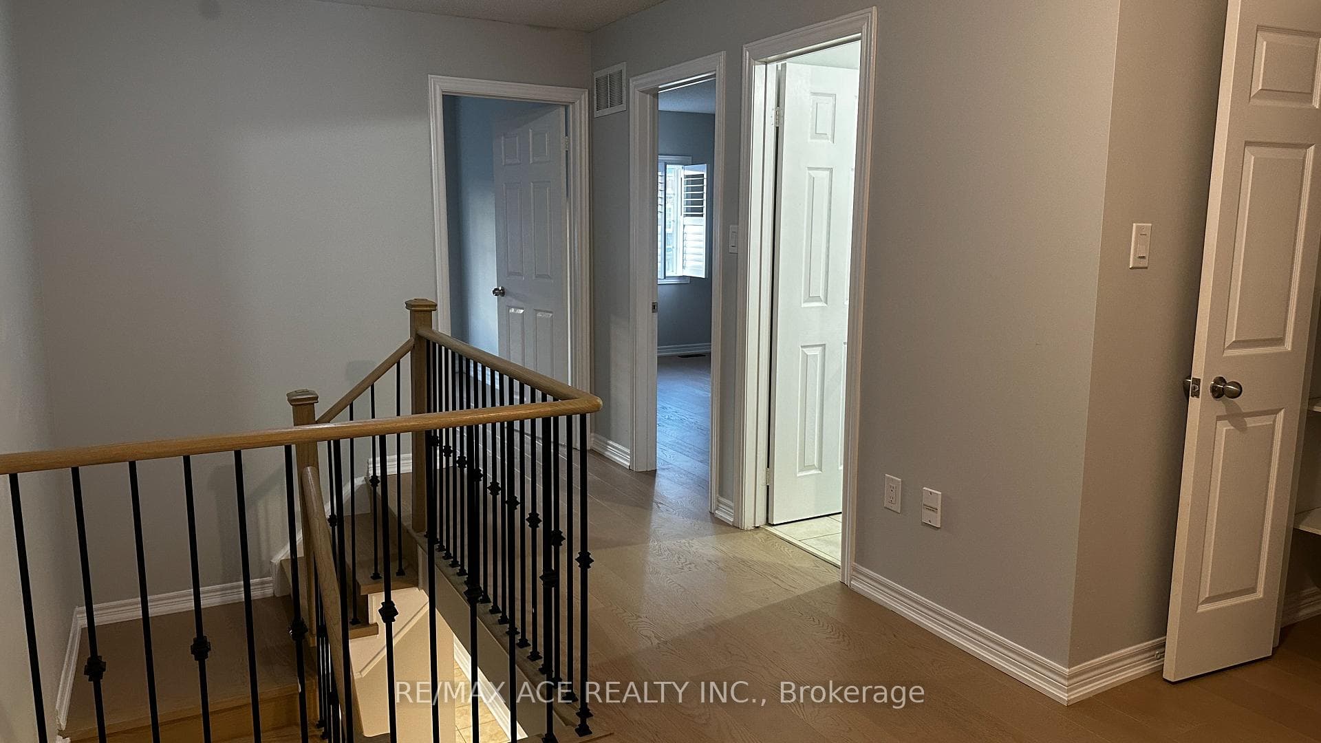 99 Atherton Avenue photo 19