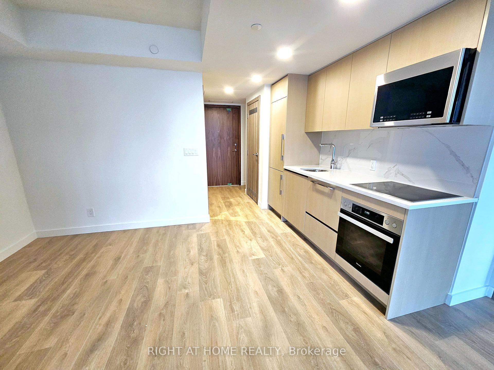 38 Widmer Street Unit 1502 photo 9