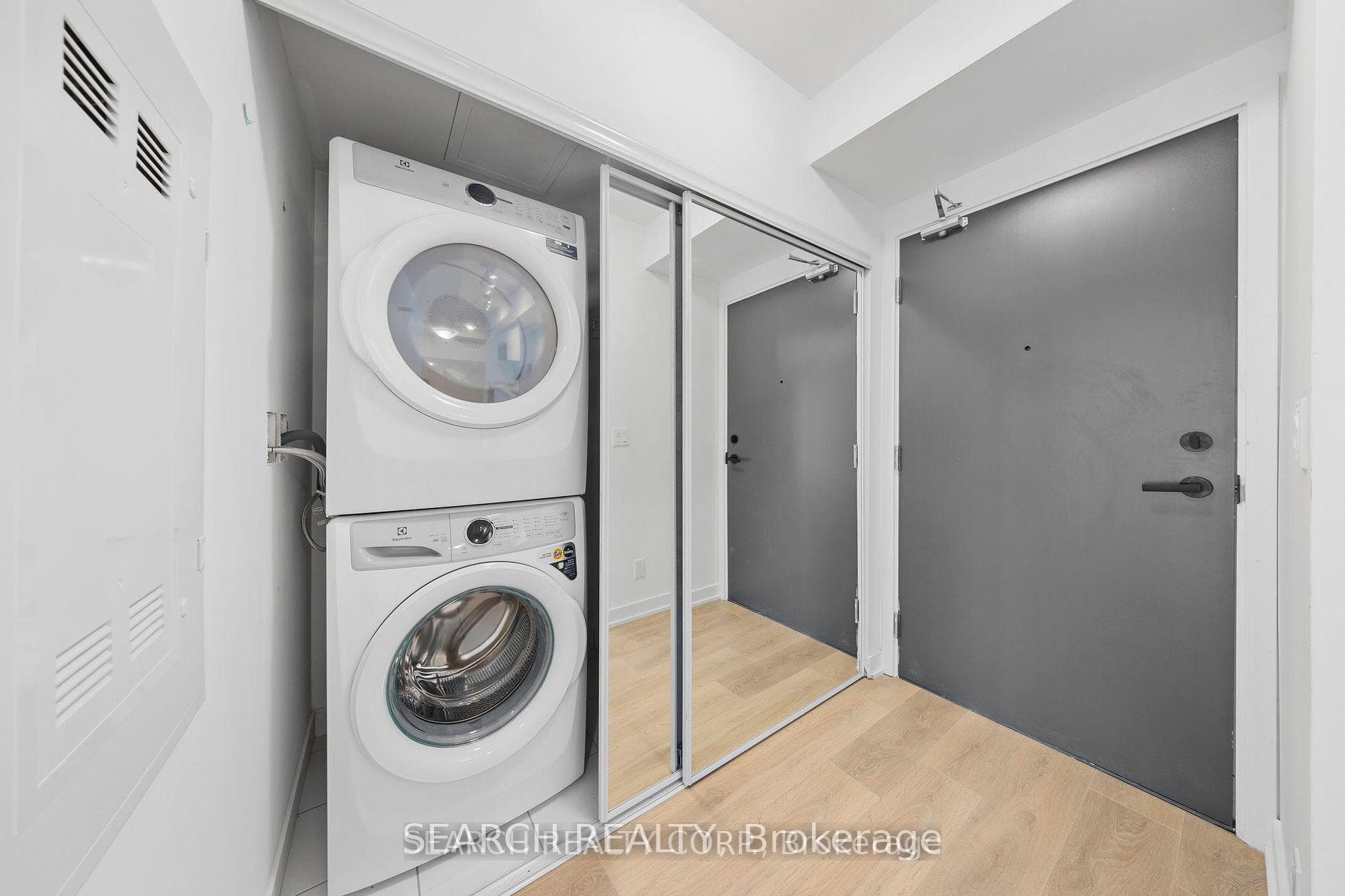2033 Kennedy Road Unit 620 photo 38