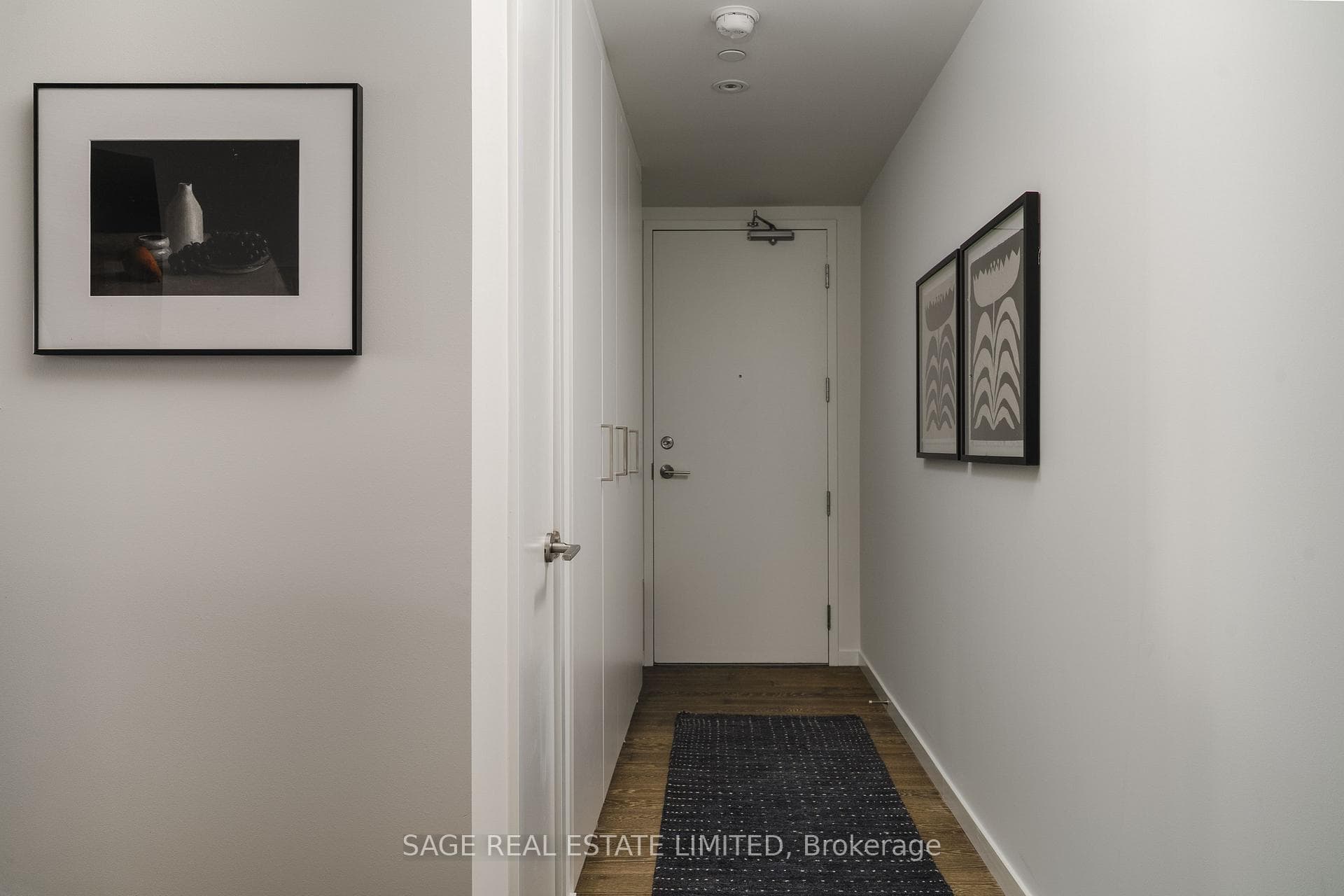 383 Sorauren Avenue Unit 404 photo 24